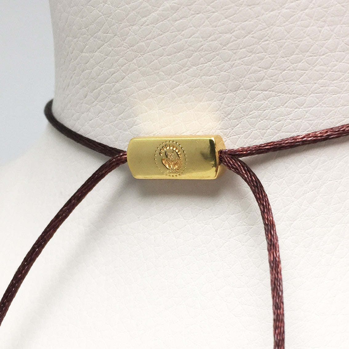 Halsband mit Gold/Silber Anhänger