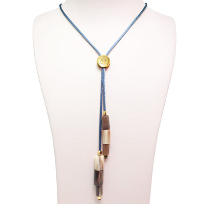 Halskette mit Horn