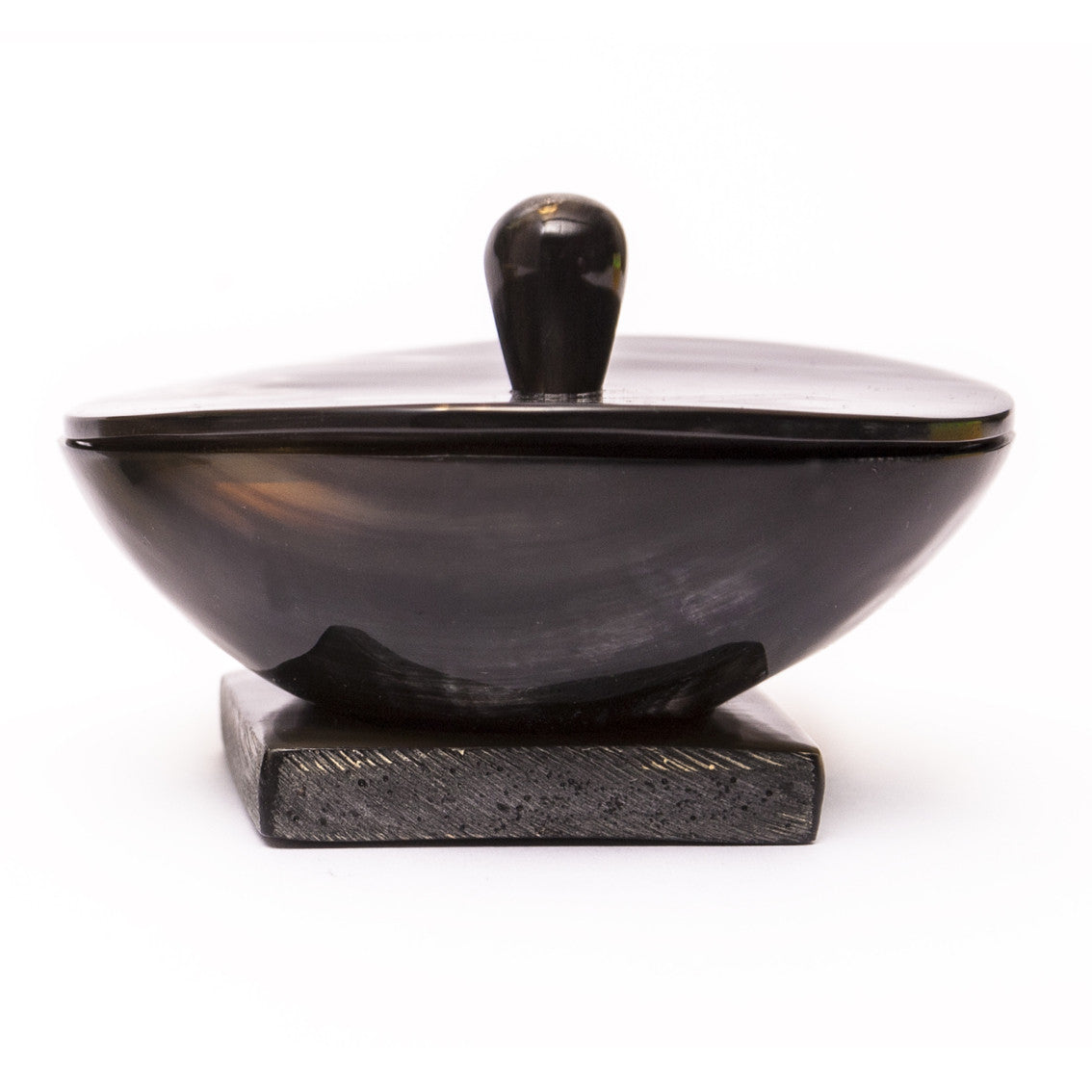 Hornschale mit Deckel